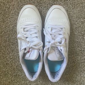 REEBOK classic white leather shoes